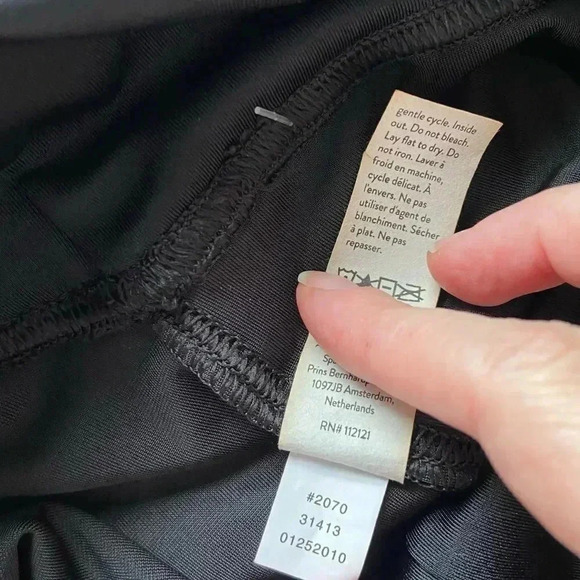 NWT Spanx Velvet Leggings size Small - Picture 9 of 11